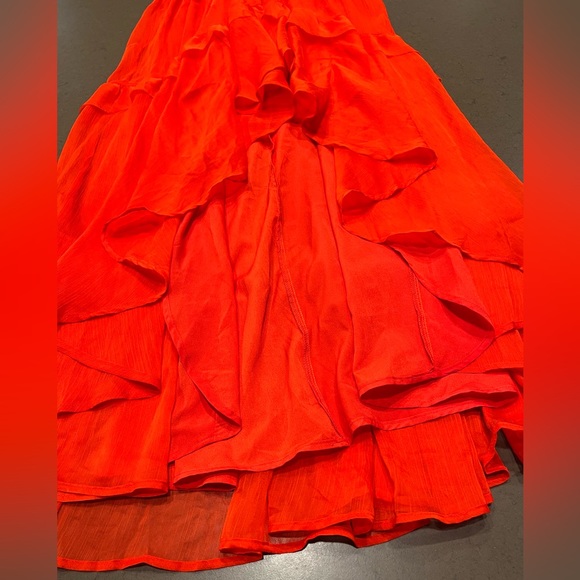 - Lulu’s Always A Dreamer Red Chiffon Tiered High-Low Dress Sz: M - Picture 8 of 13